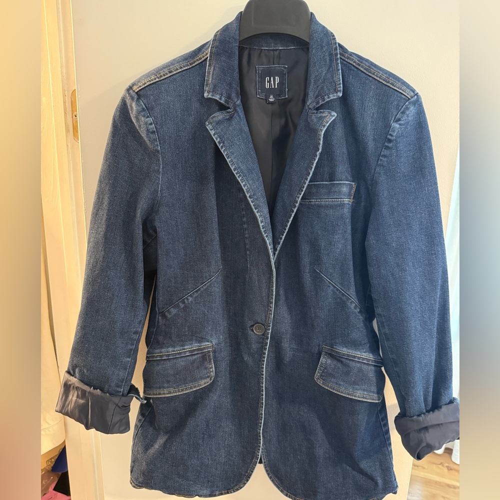 GAP women’s Denim Jacket